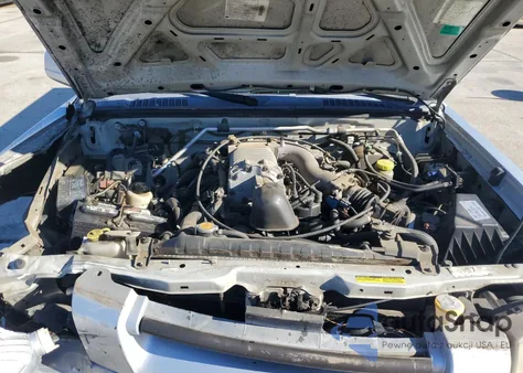 2001 Nissan Frontier King Cab Sc z USA, uszkodzony, nr VIN 1N6MD26T41C344916